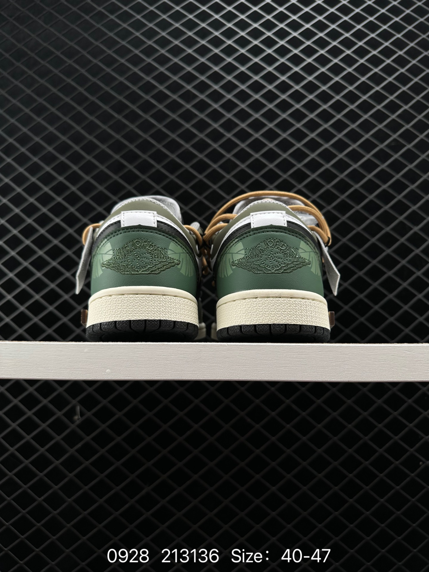 Nike Air Jordan 1 Low”Brown Mocha“